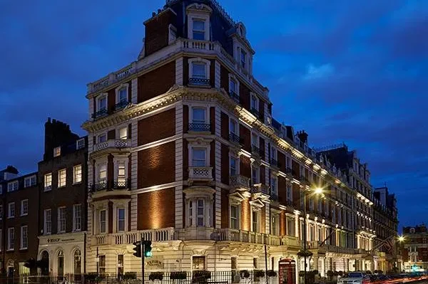 The Mandeville Hotel