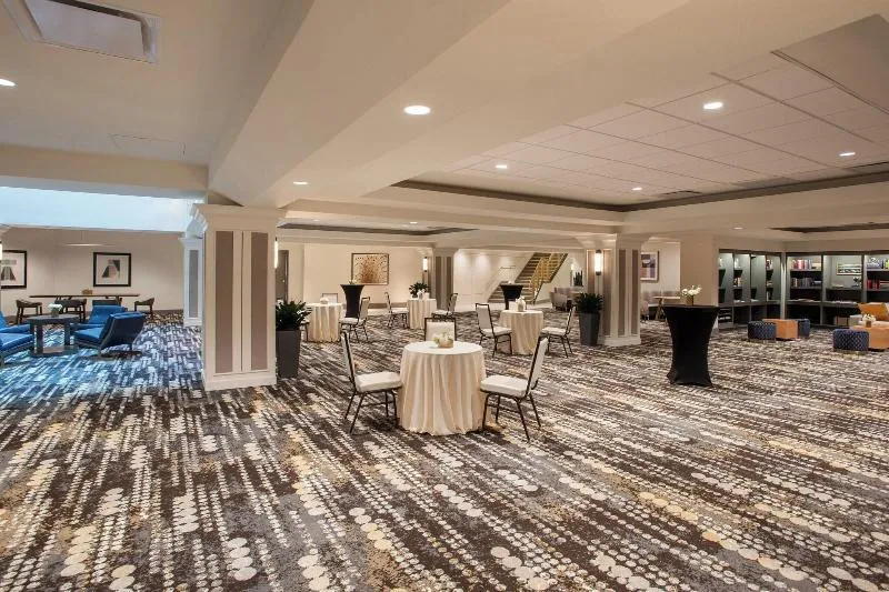 Magnolia Hotel Denver2